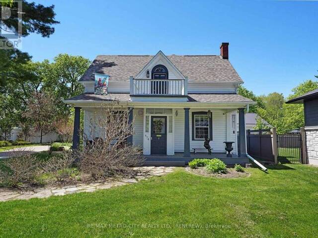 674 RAGLAN STREET S Renfrew Ontario, K7V 1S2 - 3 Bedrooms Home For Sale