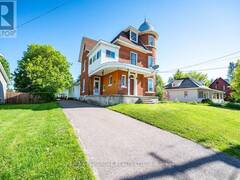 6 TRUE LOVE STREET Cobden Ontario, K0J 1K0