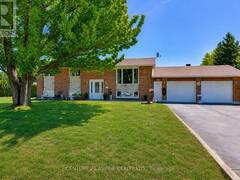 2 DORIS STREET Petawawa Ontario, K8A 7V1