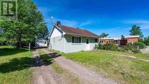 6 HILLCREST AVENUE | Deep River Ontario | Slide Image One