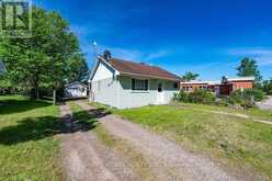 6 HILLCREST AVENUE | Deep River Ontario | Slide Image Thirty-one