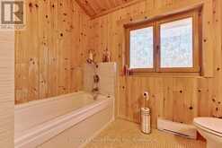 42 CRESTVIEW DRIVE | Greater Madawaska Ontario | Slide Image Thirty