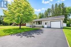23 THOMAS STREET | Deep River Ontario | Slide Image One