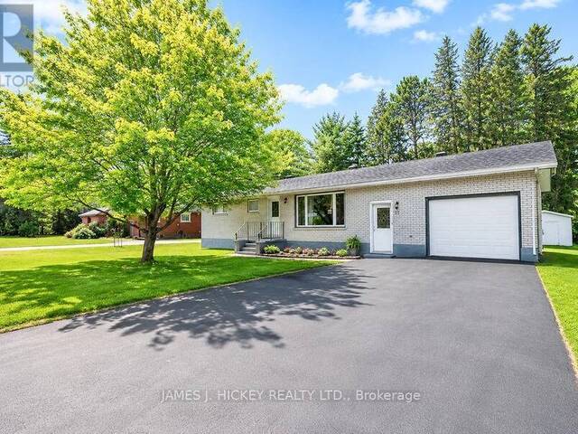 23 THOMAS STREET Deep River Ontario, K0J 1P0 - 3 Bedrooms Home For Sale