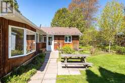 98 GLENDALE AVENUE | Deep River Ontario | Slide Image Ten