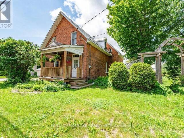 558 MACKAY STREET Pembroke Ontario, K8A 1E6 - 3 Bedrooms Home For Sale