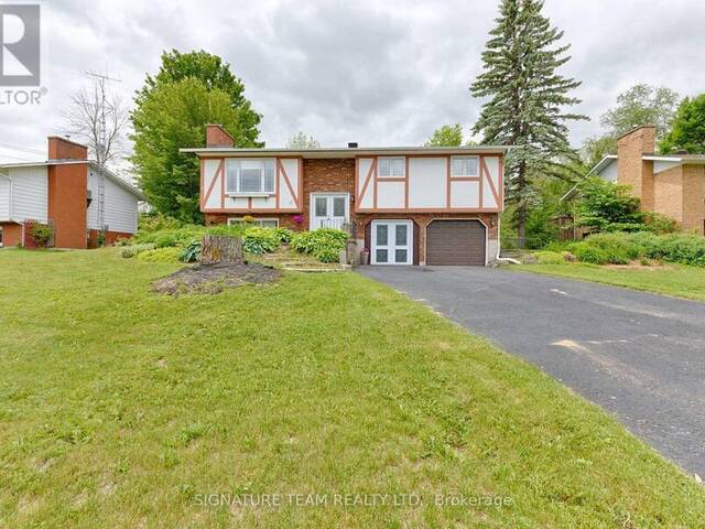 17 ROSS STREET Cobden Ontario, K0J 1K0 - 3 Bedrooms Home For Sale