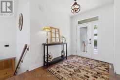 82 JENNINGS ROAD | Head, Clara and Maria Ontario | Slide Image Twelve