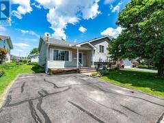 189 GARDEN STREET Pembroke Ontario, K8A 2H4