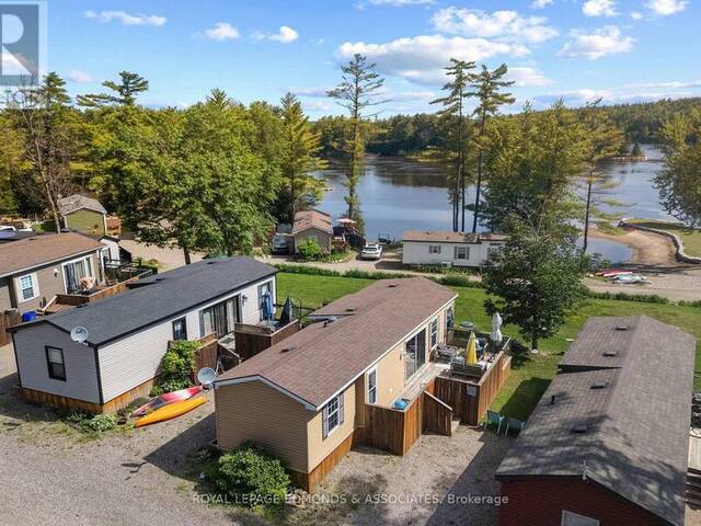 31 - 92 BINGHAM DRIVE Whitewater Region Ontario, K0J 1Y0 - 2 Bedrooms Waterfront Home For sale