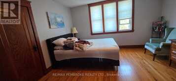 33 DORAN ROAD | Petawawa Ontario | Slide Image Seventeen