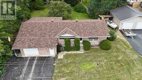 7 MARTIN STREET | Laurentian Hills Ontario | Slide Image Seven