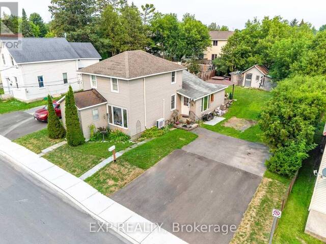 111 MACDONALD STREET Arnprior Ontario, K7S 2W7 - 2 Bedrooms Home For Sale