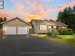 62 MEADOWVIEW DRIVE Whitewater Region Ontario, K0J 1C0