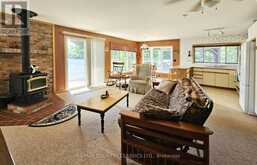 1483 WILOWSKI DRIVE | Madawaska Valley Ontario | Slide Image Twelve