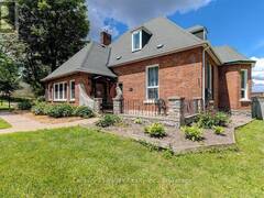 311 SUPPLE STREET Pembroke Ontario, K8A 3H3