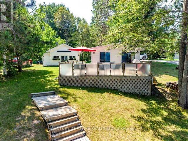 747 ROCK POINT LANE Killaloe, Hagarty and Richards Ontario, K0J 2J0 - 3 Bedrooms Waterfront Home For sale