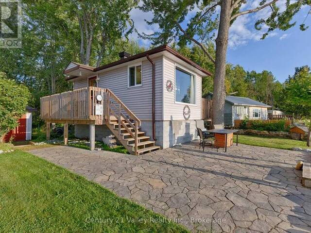 115 GREATVIEW TRAIL Pembroke Ontario, K8A 6W2 - 1 Bedroom Waterfront Home For sale