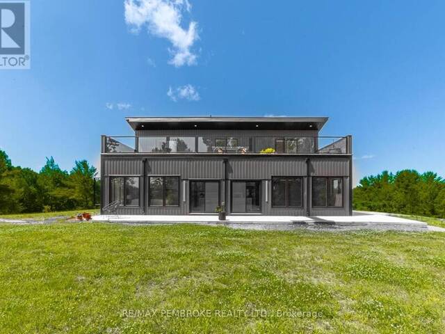 102 RANTZ ROAD Petawawa Ontario, K8H 2W8 - 3 Bedrooms Home For Sale