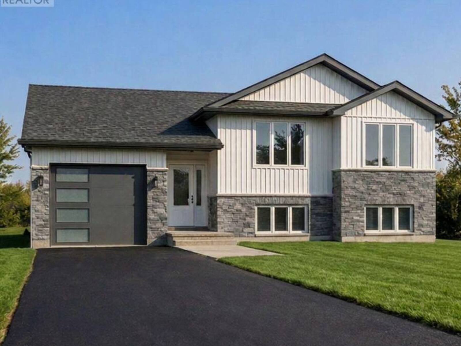 22 EDDY CRESCENT, Pembroke, Ontario K8A 0M1
