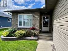 14 OTTERIDGE AVENUE | Renfrew Ontario | Slide Image Two