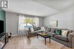 5 HUNTERS RUN LANE | Laurentian Hills Ontario | Slide Image Nine
