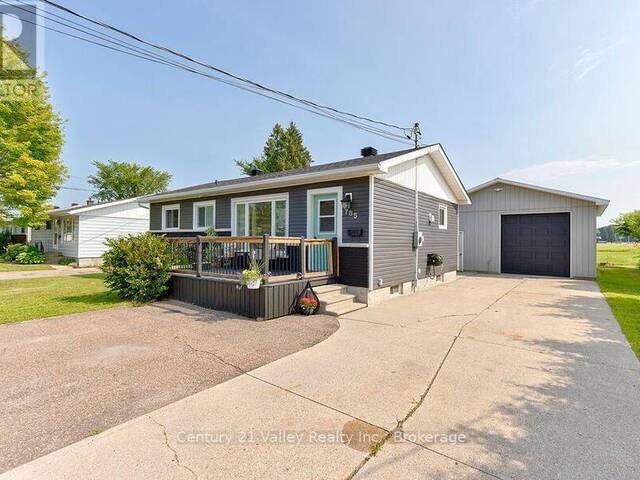 785 EIGHTH STREET Renfrew Ontario, K7V 1B5 - 3 Bedrooms Home For Sale