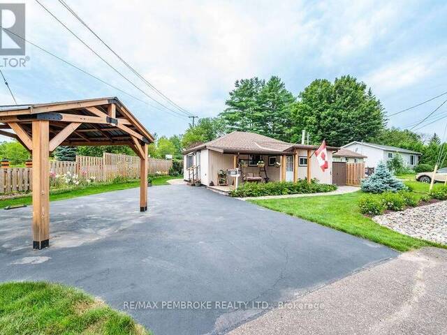 890 LEA STREET Pembroke Ontario, K8A 6H7 - 1 Bedroom Home For Sale