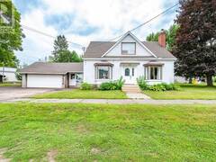 734 FRONT STREET Pembroke Ontario, K8A 6J6