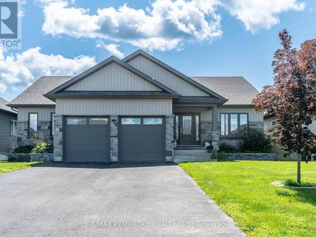 73 NOBLE CRESCENT Petawawa Ontario, K8H 0G1 - 5 Bedrooms Home For Sale