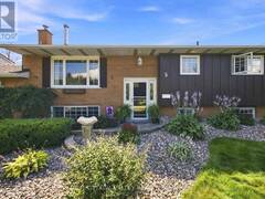 5 VALLEY STREET Pembroke Ontario, K8A 8R3