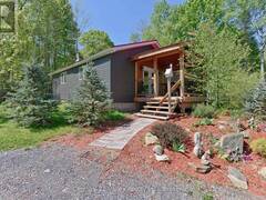 593 INGLIS ROAD Renfrew Ontario, K7V 3Z9