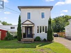 594 ISABELLA STREET Pembroke Ontario, K8A 5V3