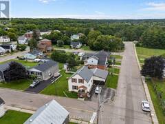80 BANK STREET S Renfrew Ontario, K7V 2E6