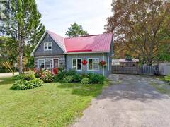 61 MELANIE STREET Eganville Ontario, K0J 1T0