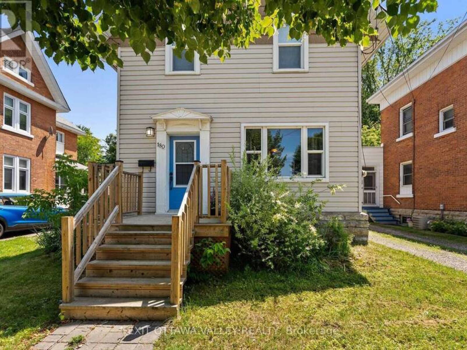 180 MARY STREET, Pembroke, Ontario K8A 5V6