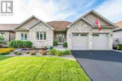 10 NOBLE CRESCENT | Petawawa Ontario | Slide Image One