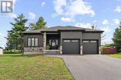 39 MORRISON DRIVE | Cobden Ontario | Slide Image Three