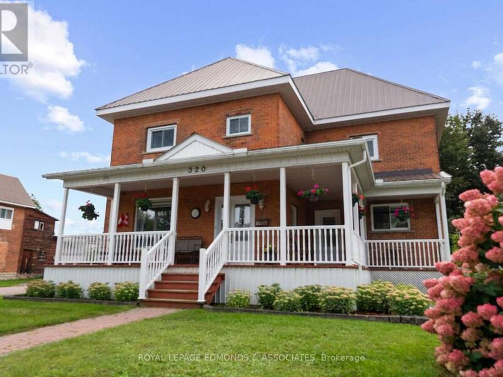 320 ALFRED STREET, Pembroke, Ontario K8A 3A6