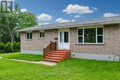 189 SCHWANZ ROAD | Petawawa Ontario | Slide Image Two
