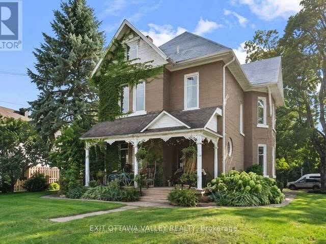 1739 BEACHBURG ROAD Whitewater Region Ontario, K0J 1C0 - 5 Bedrooms Home For Sale