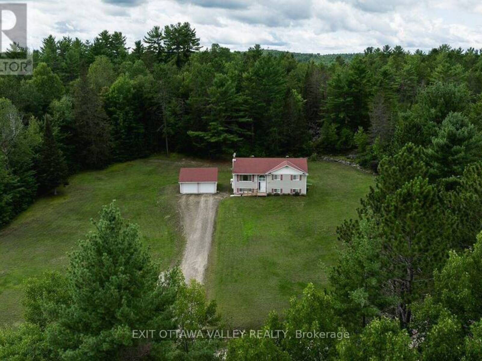 64 MACKEY CREEK ROAD, Head, Clara and Maria, Ontario K0J 2B0