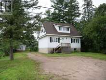 400 BOUNDARY ROAD E | Pembroke Ontario | Slide Image Two