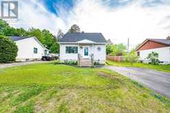 14 SUMMIT STREET | Deep River Ontario | Slide Image One