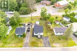 14 SUMMIT STREET | Deep River Ontario | Slide Image Five