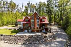 208 RED FOX TRAIL | Head, Clara and Maria Ontario | Slide Image Three