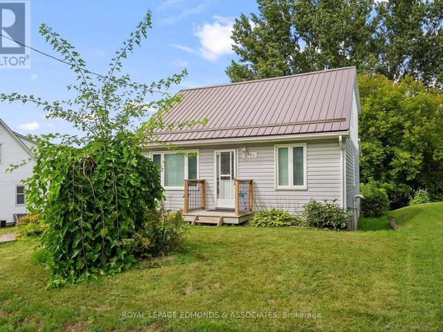 403 ALFRED STREET Pembroke Ontario, K8A 3B3 - 3 Bedrooms Home For Sale