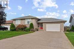 626 MOSS DRIVE | Pembroke Ontario | Slide Image One