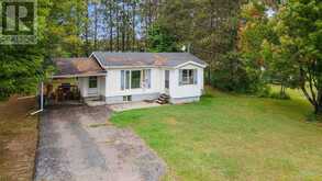134 HAY CREEK ROAD | South Algonquin Ontario | Slide Image Four