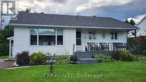 101 GRANT BOULEVARD | Renfrew Ontario | Slide Image One